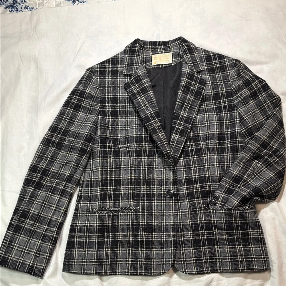 Pendleton Vintage Wool Blazer Tailored Black White Plaid USA Made Size 8